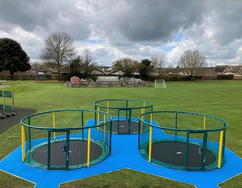 Akrobat Gallus Flat trampoline