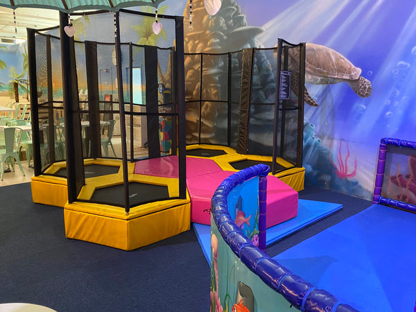 Akrobat Toddler trampoline